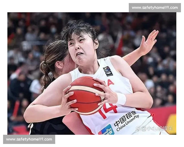中国女篮对决美国女篮,硬碰硬的国际赛场激情与挑战揭秘